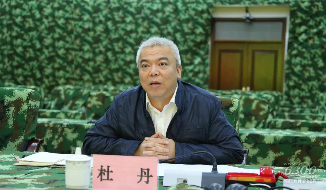 总裁助理兼国内营销事业部总经理杜丹