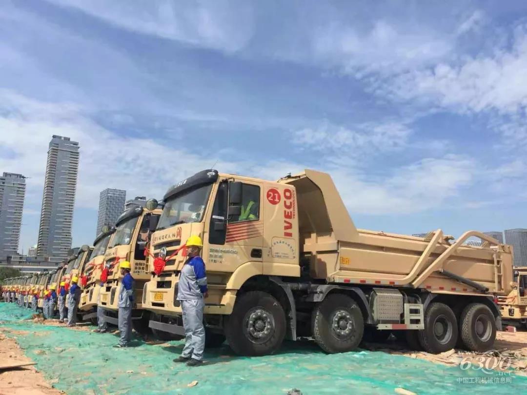 红岩智能渣土车助力“深圳蓝”建设