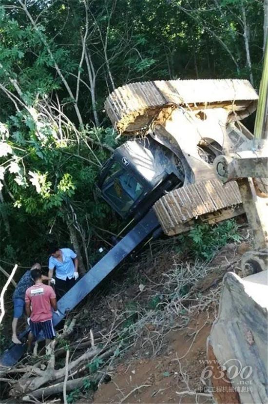 不好，翻车了