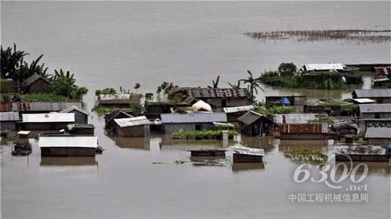 柳工积极参与印度洪灾救险工作