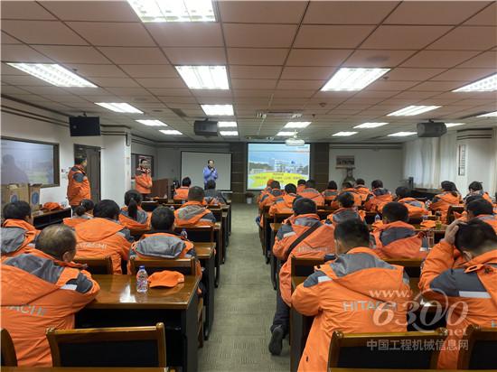 日立建机（上海）有限公司重要客户参观合肥工厂