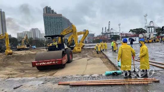中央支援，同心抗疫情！住友挖掘机助力中央援建香港方舱医院项目开工(图3)