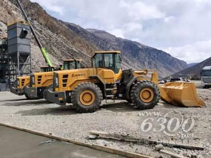 全力以赴保交付，临工设备助力川藏铁路建设(图4)
