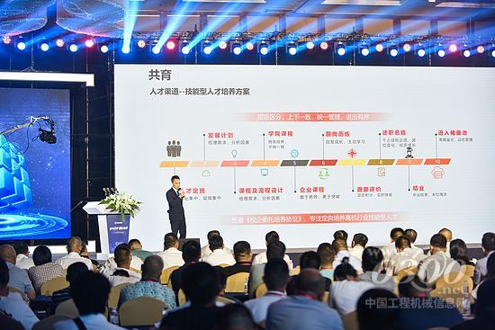 三一发布9款高机！两小时签单10亿元，北美“灯塔工厂”已启动(图13)