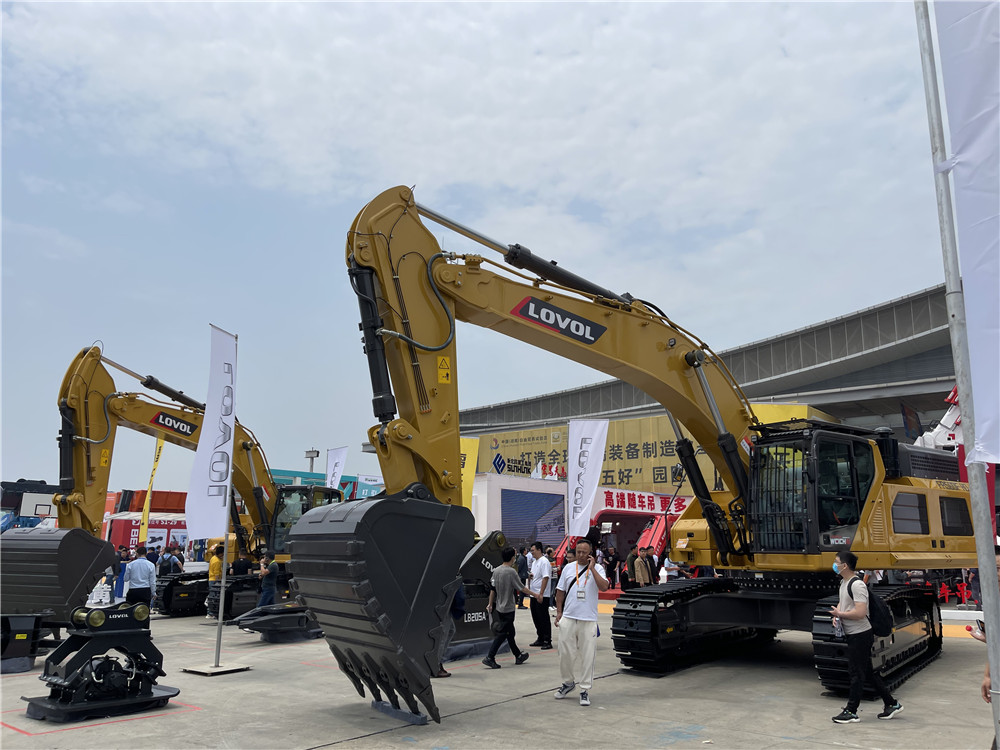 2023长沙国际工程机械展览会展台风采：雷沃重工