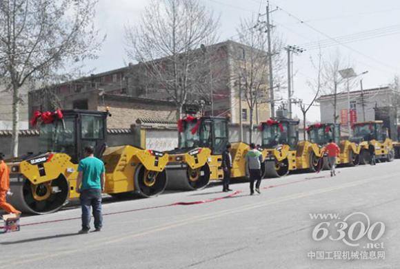 徐工六台XD系列压路机助力青海交通建设