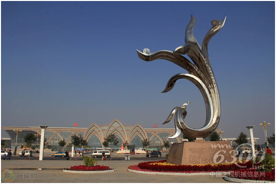 凤凰之旅——“<a href=http://product.d1cm.com/brand/xcmg/ target=_blank>徐工</a>G一代”带你提前触碰未来