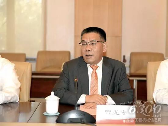 曾光安董事长受聘为北京外国语大学校董事会董事