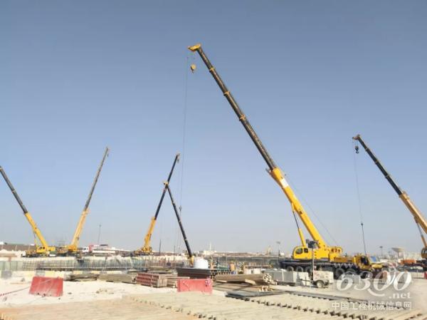 徐工起重机已经成为卡塔尔吊装工程的主力设备
