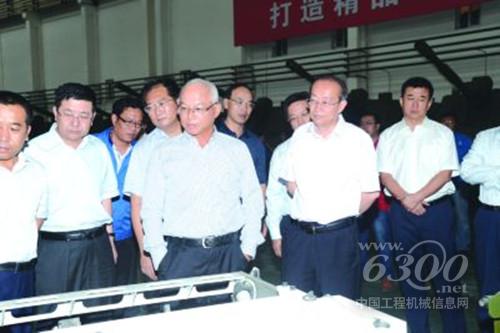 兵工董事长_兵工铲图片(3)