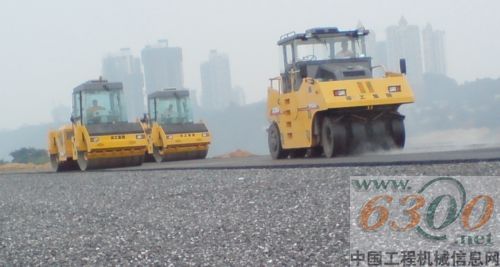 徐工 压路机