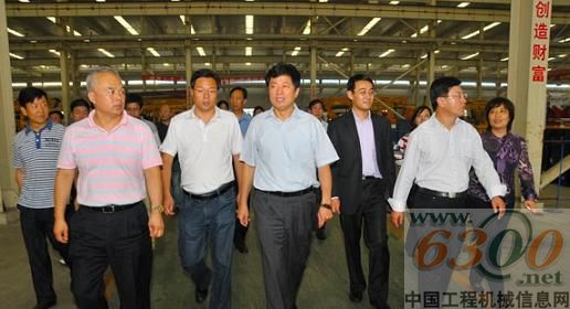 晋城市长王茂设考察沈阳北方交通重工集团 