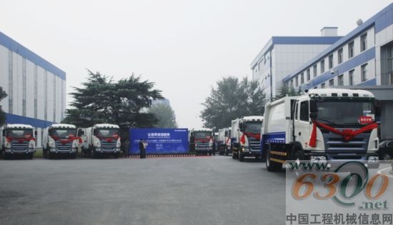 中联重科110台环卫车辆远销沙特