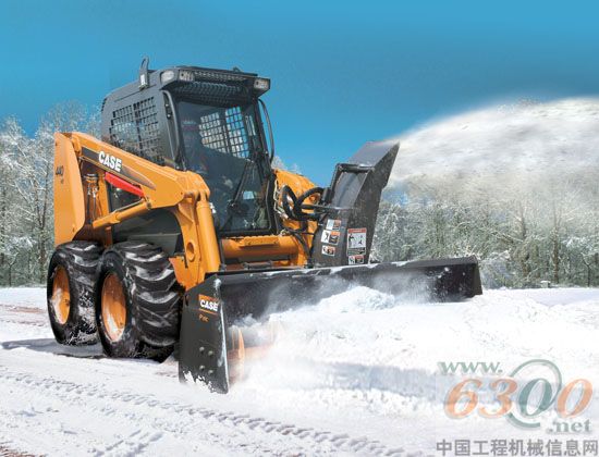 凯斯440HD滑移装载机吹雪机组合