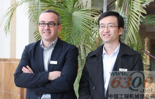 玛连尼中国总经理高明先生(左)及销售总监赵小含先生(右)
