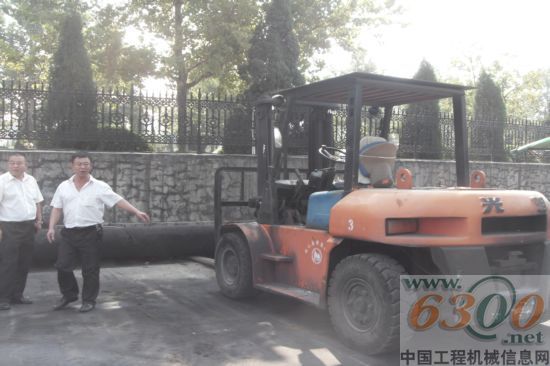 威肯叉车