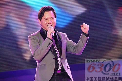 歌手 叶启田