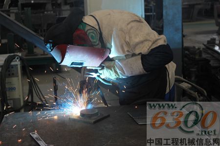 奇瑞叉车