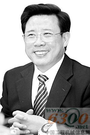 三一 梁稳根