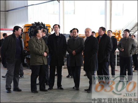 阳方口煤矿董事长_煤矿工人图片(3)