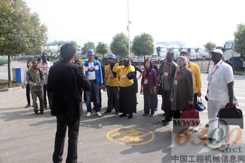 国外考察团参观考察中集凌宇