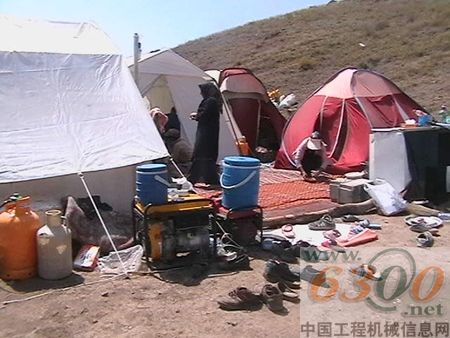 厦工