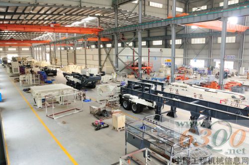 特雷克斯南方路机新工厂投入生产