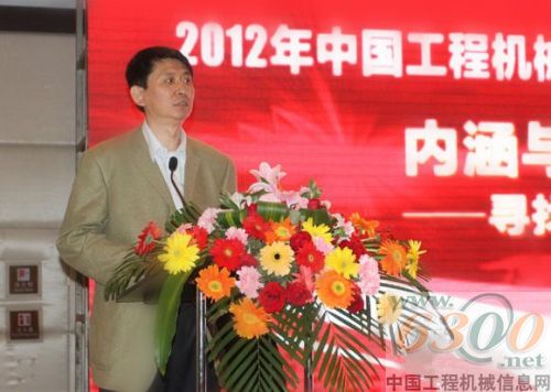 工程起重机,2012年会,马尼托瓦克