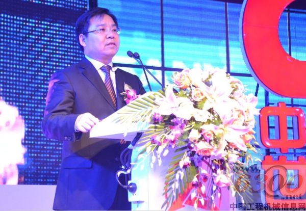 三一重工与大象联合研制的首款泵车上市